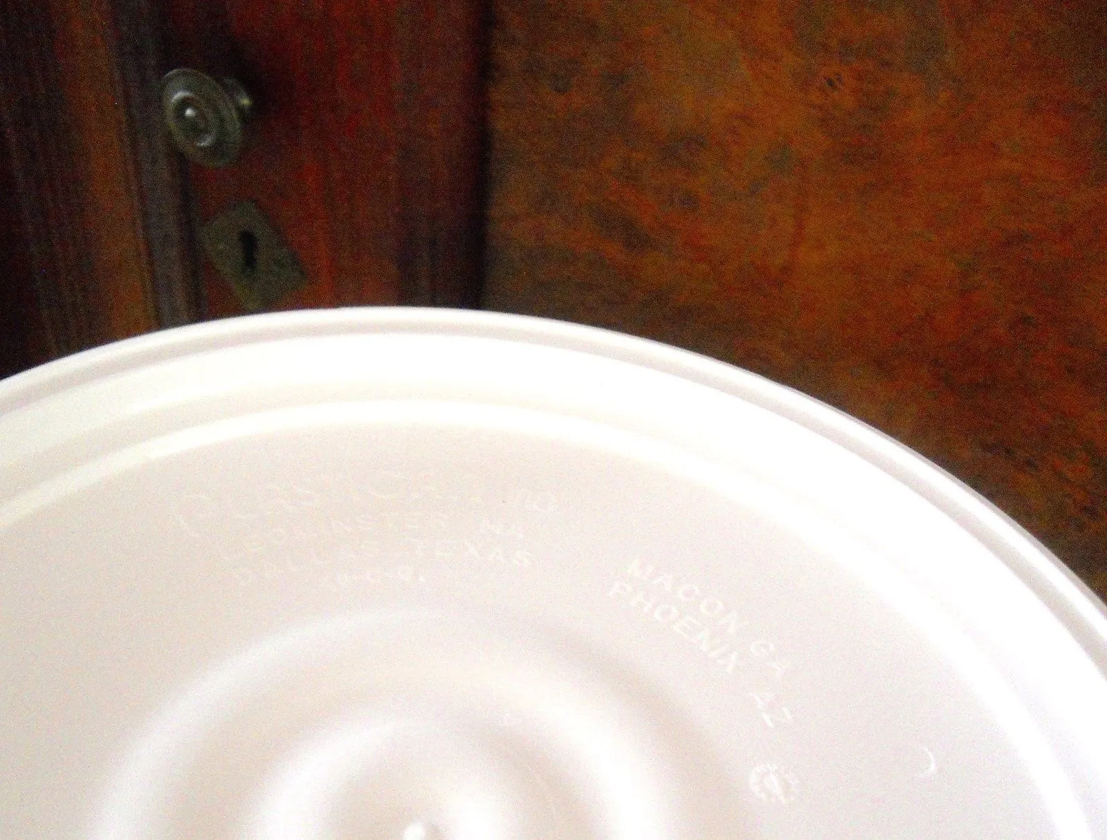 BUCKET LID With AIRTIGHT SEAL – Fits MOST Plastic 3-5-6-6.5 Gallon Plastic Bucket Pails - Image 5