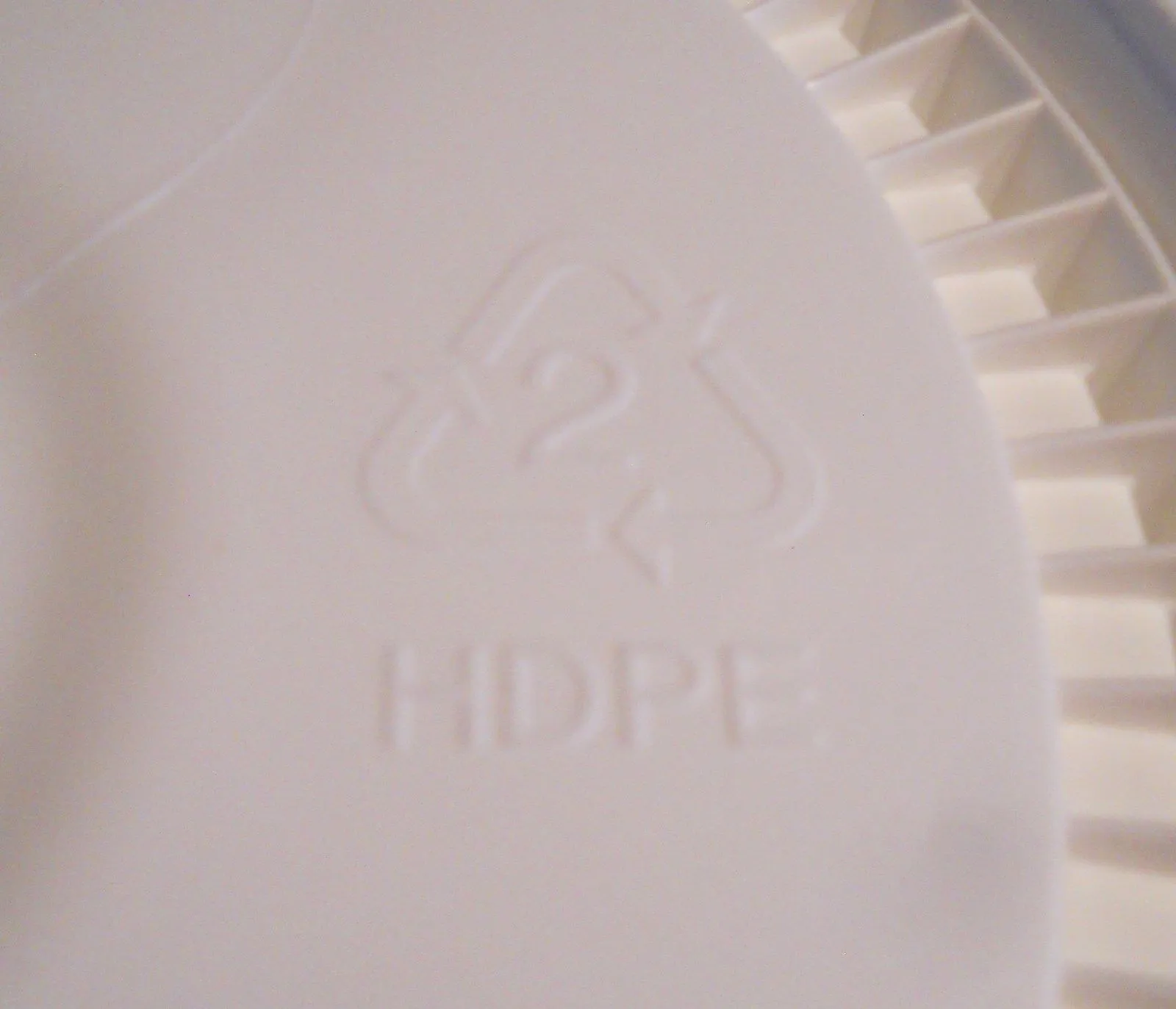 BUCKET LID With AIRTIGHT SEAL – Fits MOST Plastic 3-5-6-6.5 Gallon Plastic Bucket Pails - Image 7
